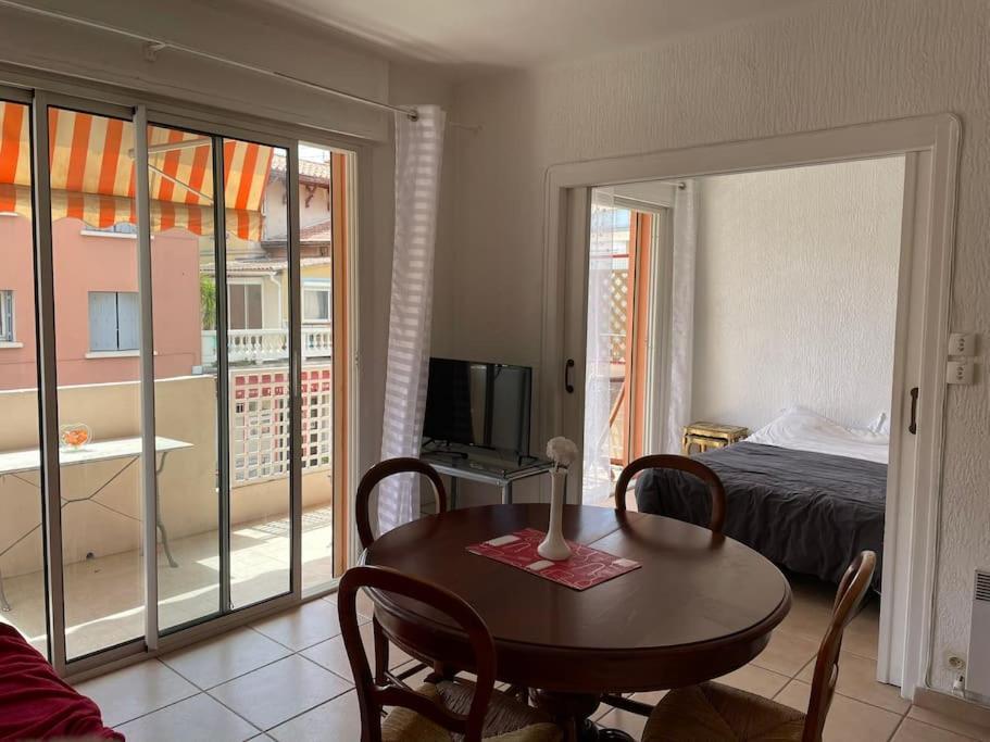 Studio A Sanary-Sur-Mer Avec Balcon A 200M Du Port Exterior foto